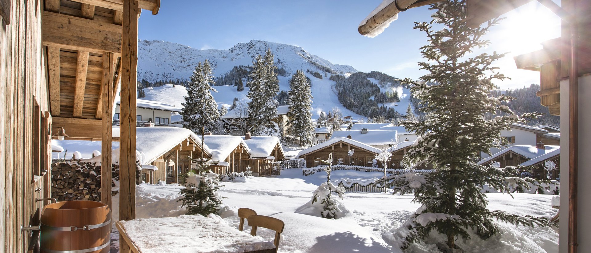 4953 Urlaub im Hüttendorf