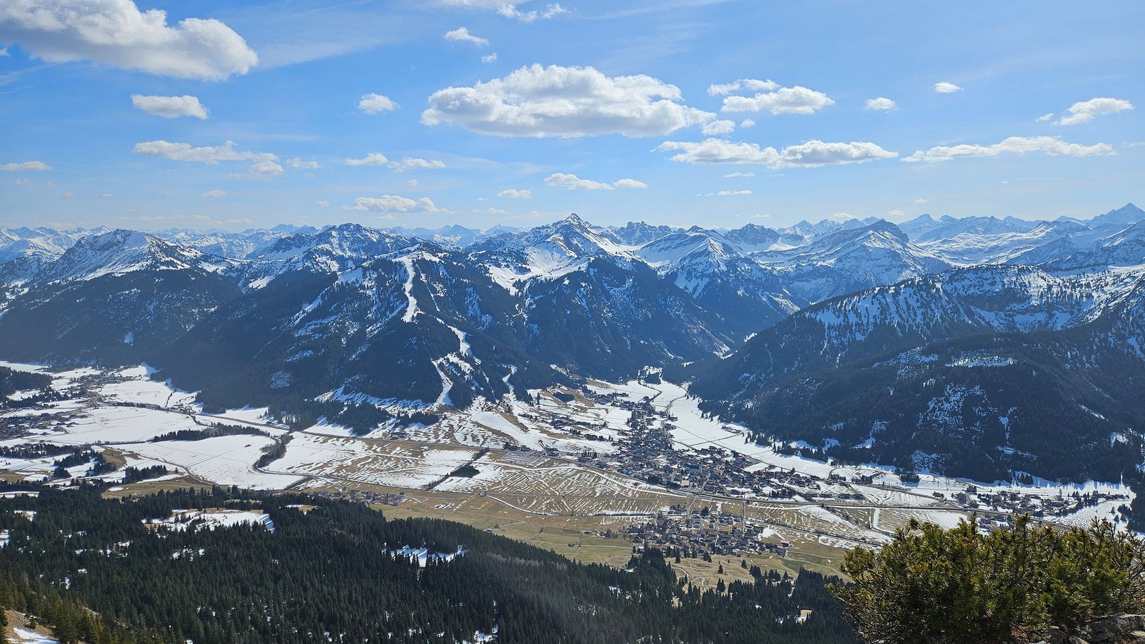 Wandern rund um die Alpin Chalets Wandern rund um die Alpin Chalets